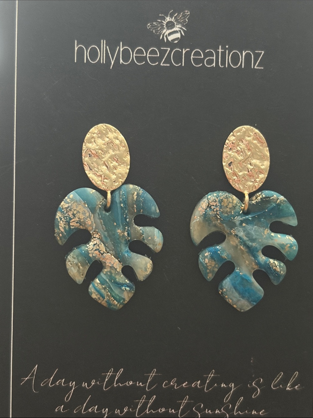 Hollybreezcreationz Gold Tone Teal and Gold Leaf Pierced Stud Earrings with Back